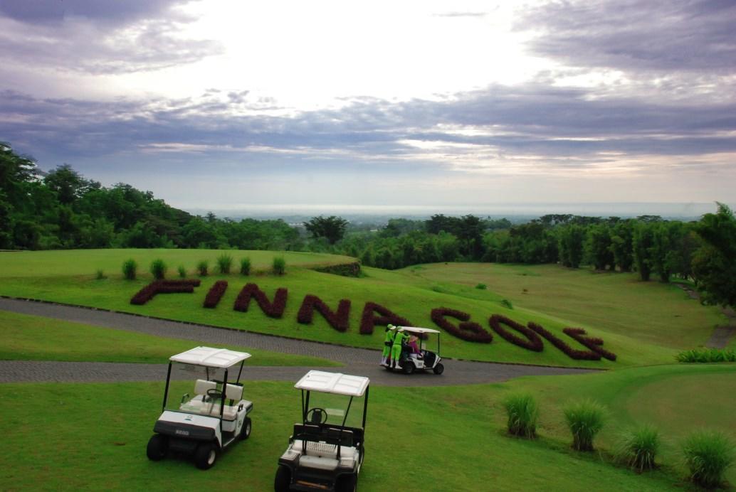 Finna Golf & Country Club Prigen Exteriér fotografie